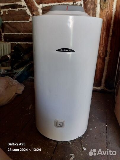 Водонагреватель накопительный Аристон 100литров