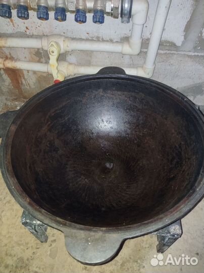 Казан чугунный