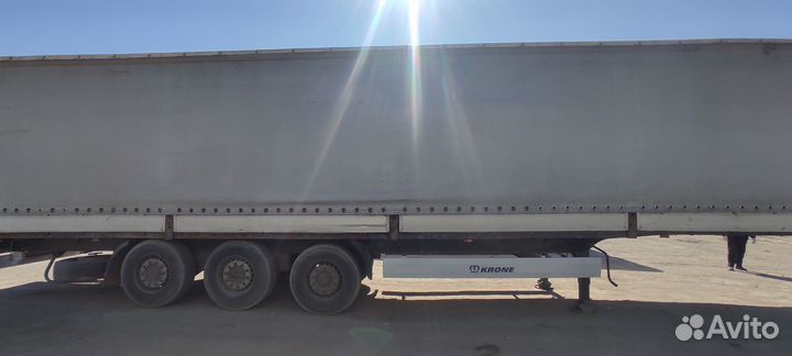 Полуприцеп шторно-бортовой Krone SD, 2014