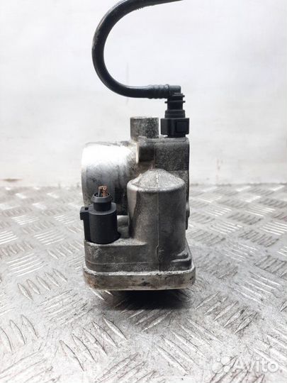 Дроссельная заслонка Renault Modus хэтчбэк 5 дв