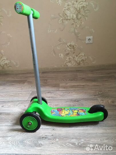 Самокат детский трехколесный