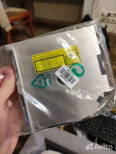 Внутренний оптический привод компьютера