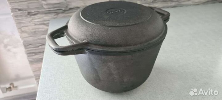 Казан чугунный с крышкой сковородой 3 литра