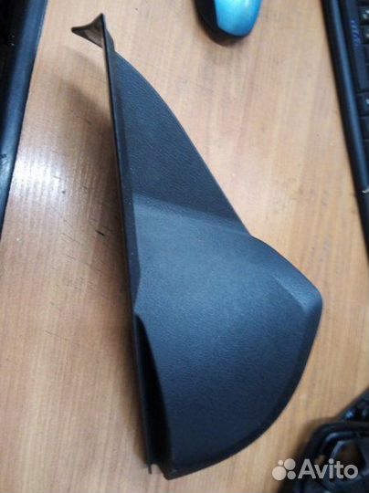 Накладка торпеды передняя правая Ford Mondeo 4