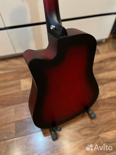 Гитара акустическая