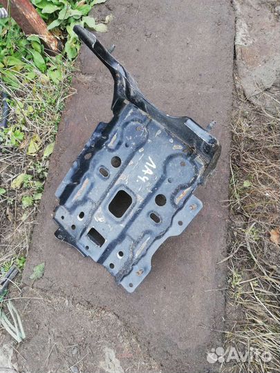 Площадка аккомулятора Шевроле Лачетти