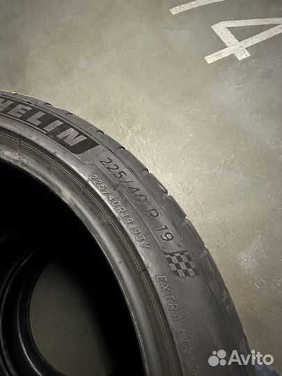 Michelin Pilot Sport 4 S 225/40 R19 и 255/35 R19 96Y