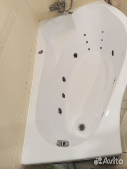 Ванна акриловая с гидро массажем б/у 170х100