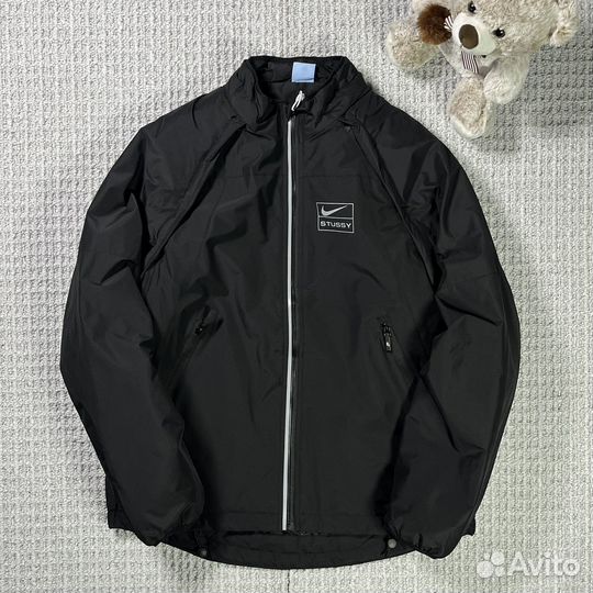 Весеняя куртка - жилетка Nike x Stussy