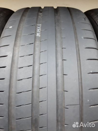 Yokohama Advan Sport V107 275/45 R21