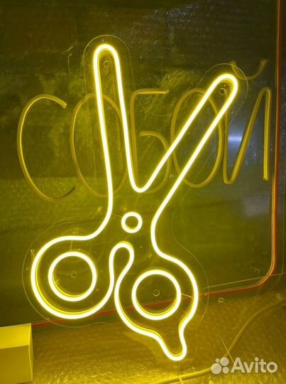 Неоновая надпись