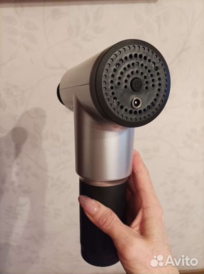 Массажер перкуссионный с насадками новый