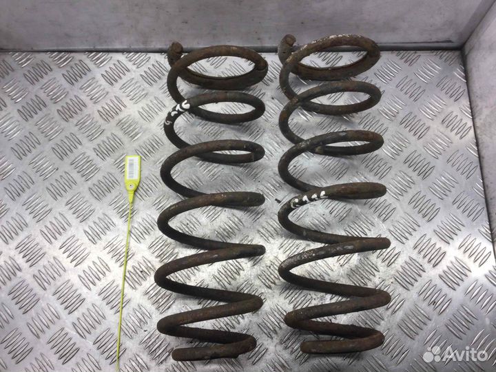 Пружина задняя Citroen Evasion P8С (XUD11BTE)