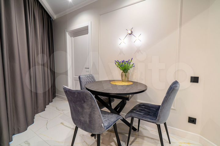 1-к. квартира, 56 м², 18/21 эт.