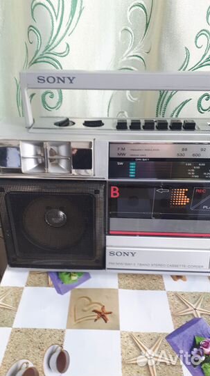 Двухкассетная магнитола