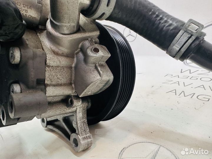 Насос гур/годронасос Mercedes W204
