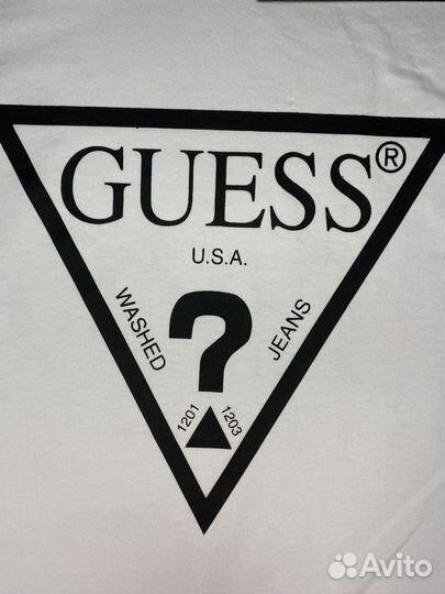 Футболка guess