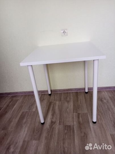 Стол