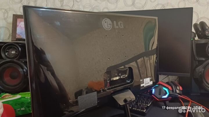 Монитор Lg 23MP67D