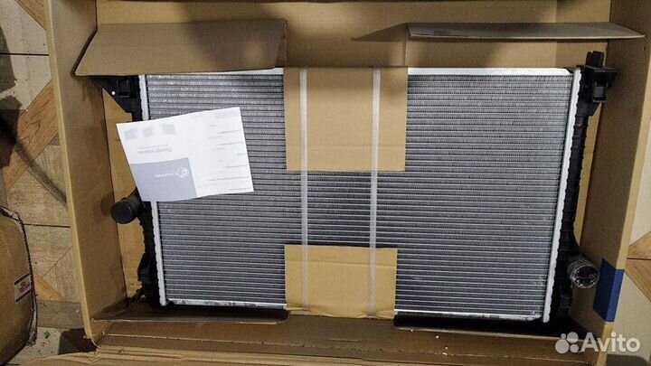 Радиатор LRC1509 Mercedes-Benz Sprinter Classic