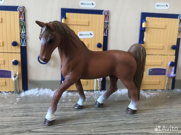 Фигурки лошадей schleich collecta