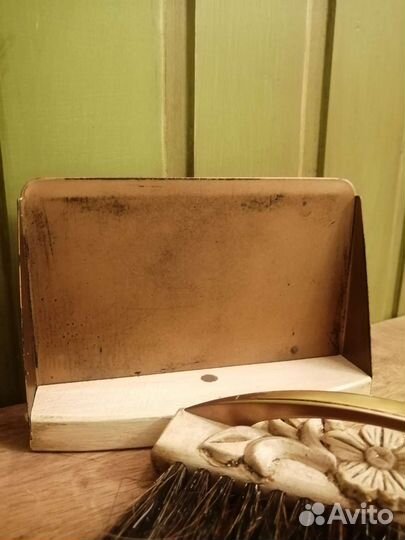 Совочек и щетка для крошек