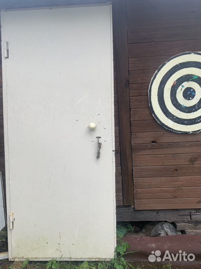 Входная стальная дверь с коробкой