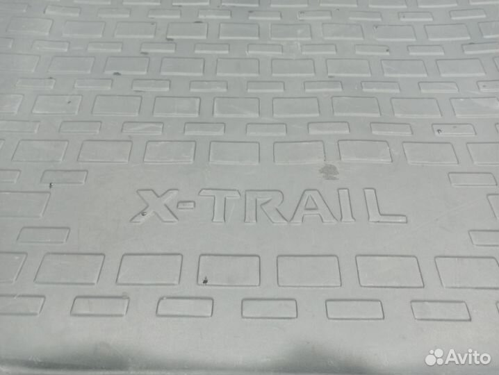 Коврик багажника Nissan X-Trail (T31)