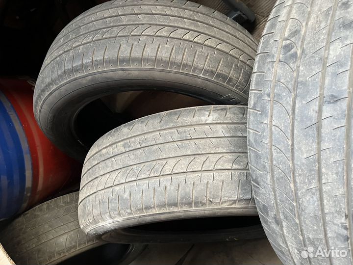 Bridgestone Dueler H/L 33A 235/55 R20