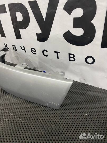 Угол бампера лев. Volvo FH4 82090731