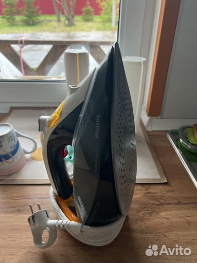 Отдам Утюг Philips