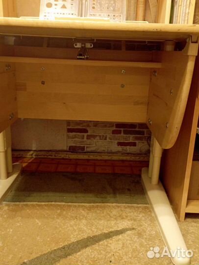 Стол для школьника бу