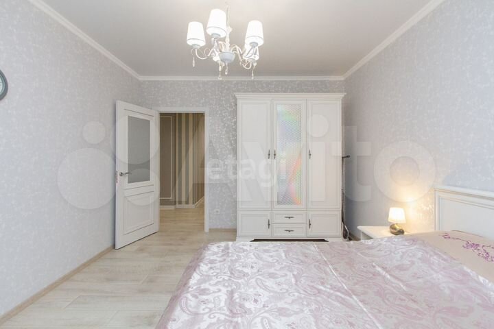 3-к. квартира, 83 м², 2/4 эт.