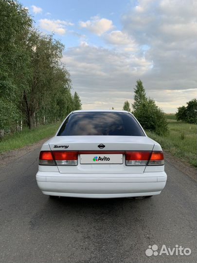 Nissan Sunny 1.5 AT, 2000, 480 000 км