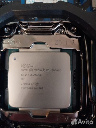 Huananzhi x99 qd4, xeon 2666v3, 16гб DDR4