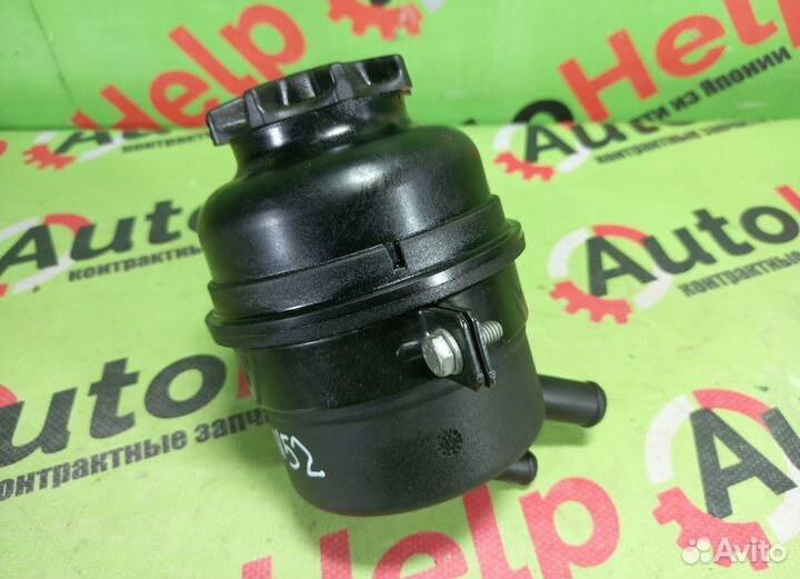 Бачок гидроусилителя BMW 3-series E90 N52B25A