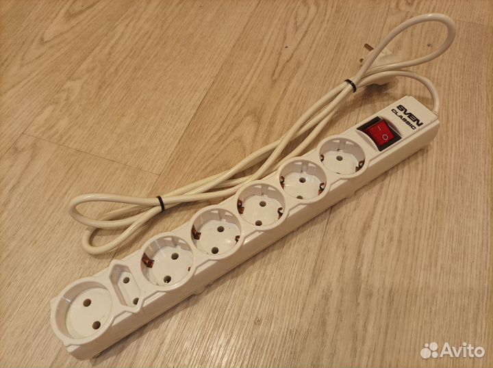 Сетевые фильтры/удлинители. 7 розеток 1,5 метра