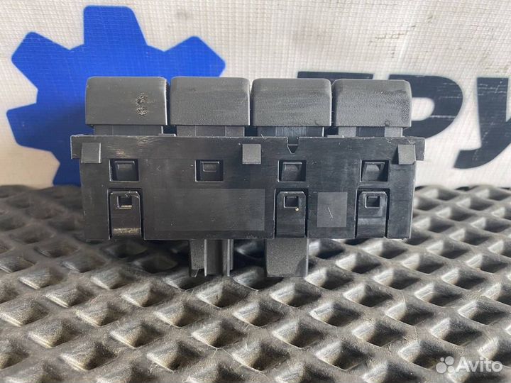 Блок кнопок Volvo FH4 22026373