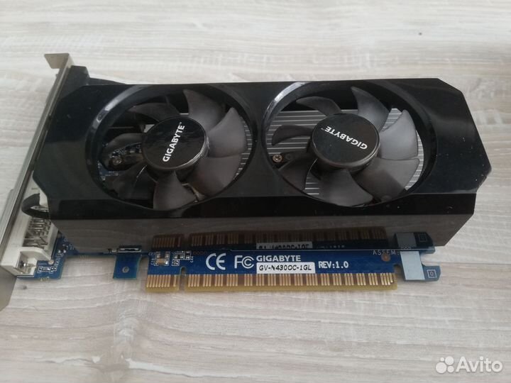 Материнская плата с процессором i3 и видеокартой