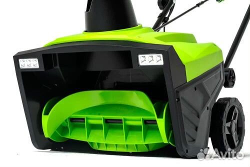 Снегоуборщик электрический Greenworks SN2300 2300W