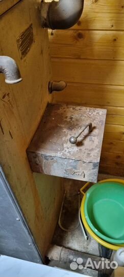 Котел твердотопливный чугунный