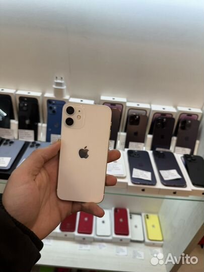 iPhone 12 mini, 64 ГБ