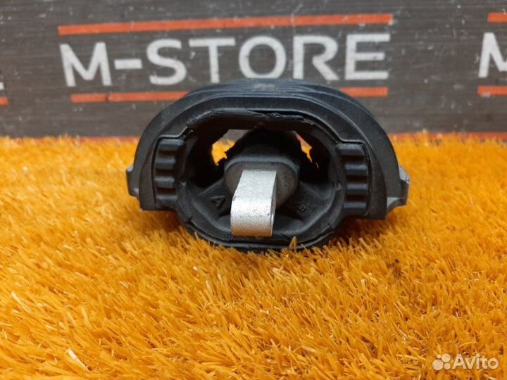 Подушка кпп левая Bmw 7-Series F01 N63B44 2011