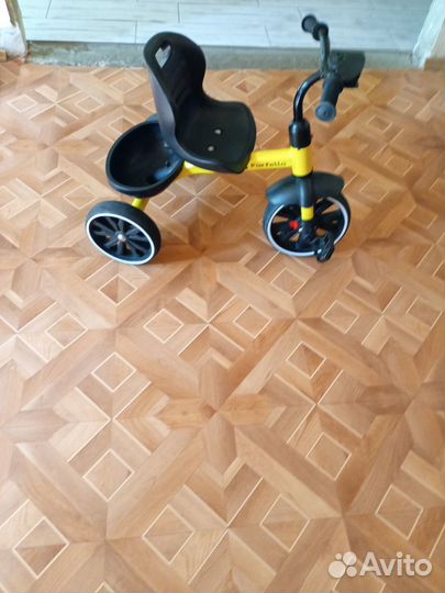 Велосипед трехколесный детский Farfello