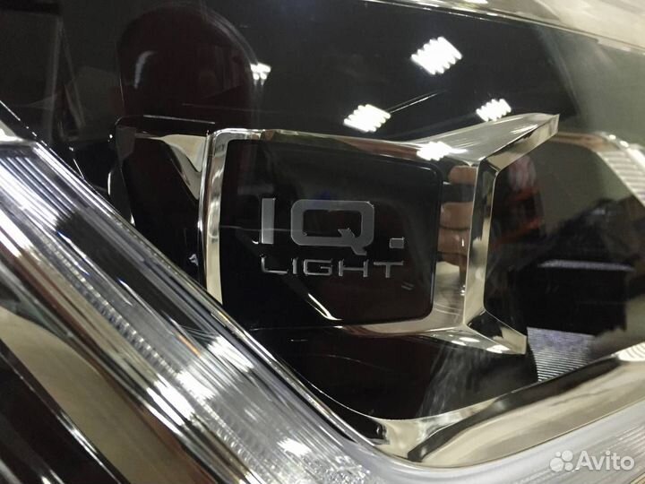 Фара правая Volkswagen Taos