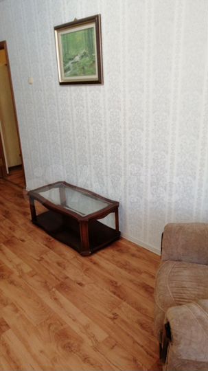 2-к. квартира, 50 м², 3/9 эт.