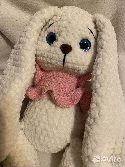 Вязаные игрушки зайка