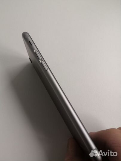 iPhone 6S, 16 ГБ