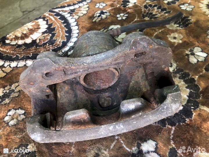 Суппорт на nissan AD VY11 WFY11 QG13DE