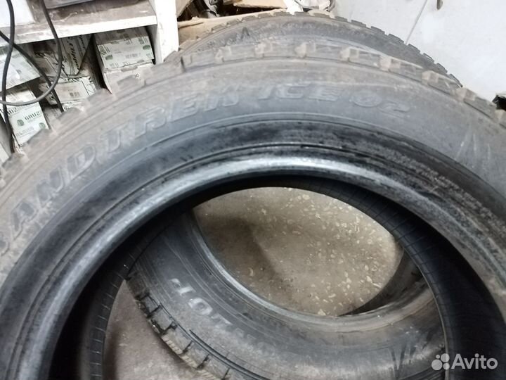 Dunlop SP Winter Ice02 225/60 R18